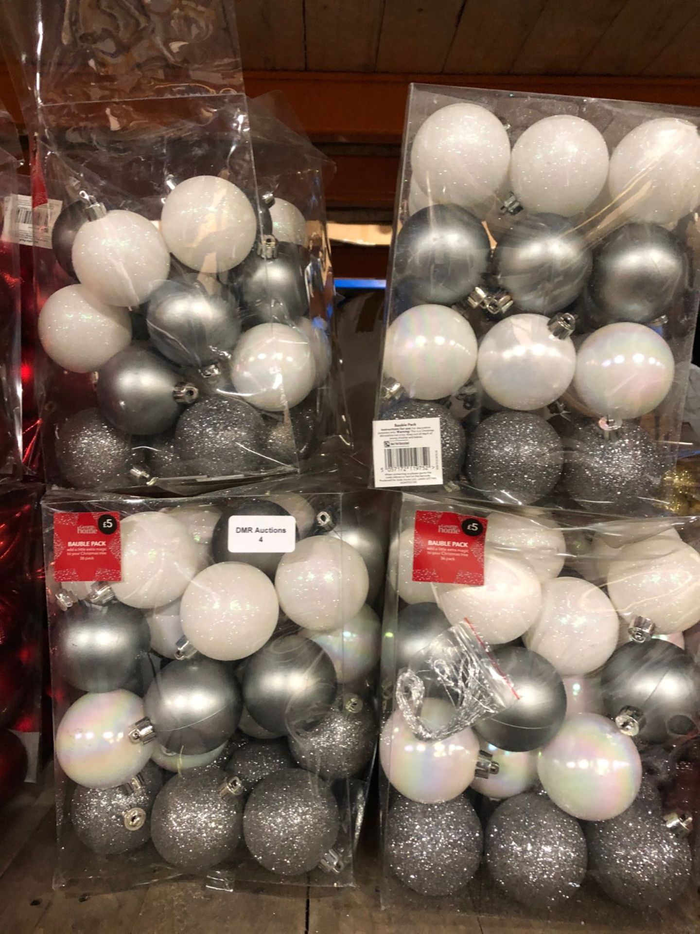 12 X PACKS OF CHRISTMAS BAUBLES - SILVER/WHITE / 36 BAUBLES PER PACK / COMBINED RRP £60.00 / LIKE