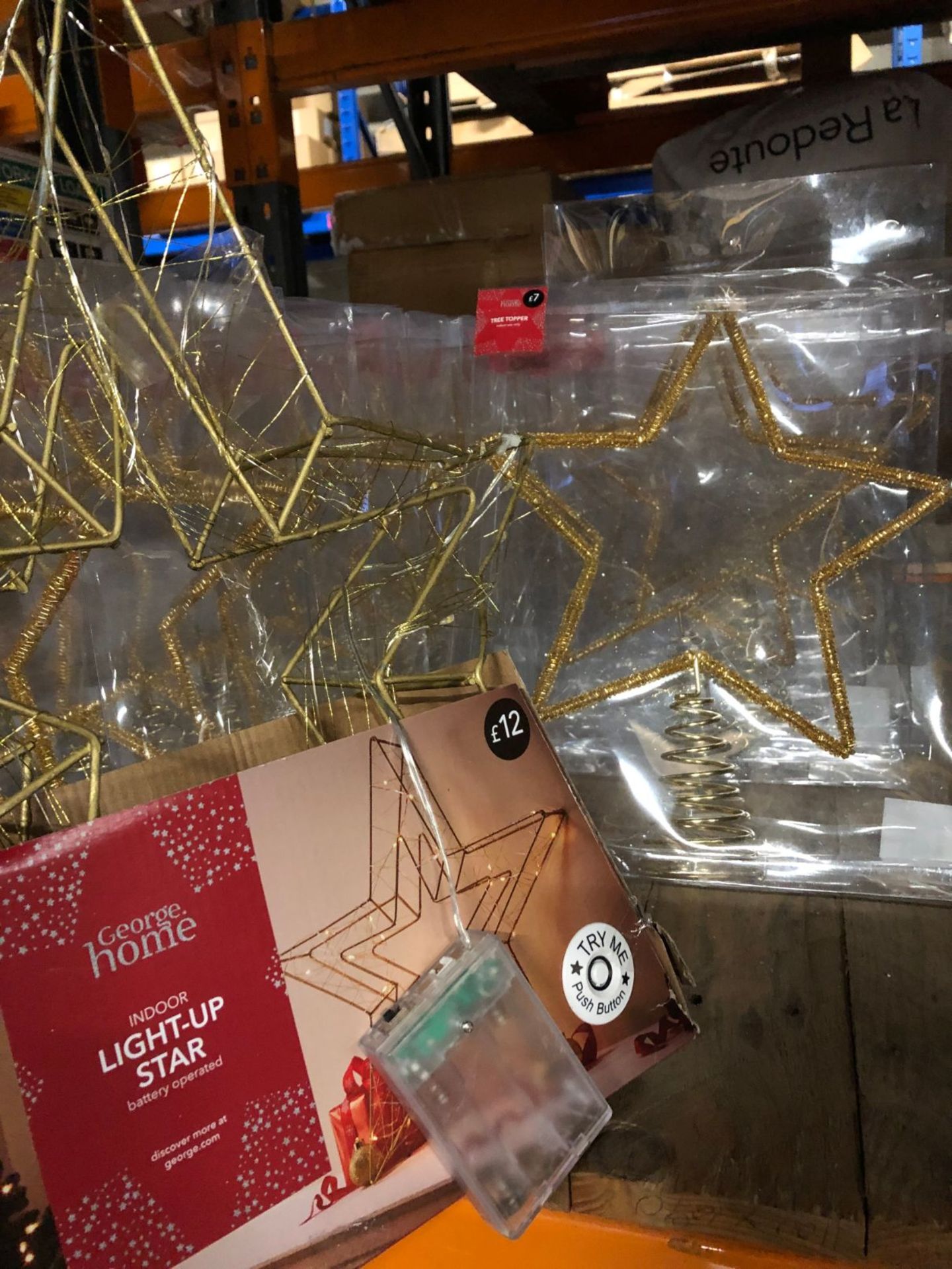 8 X CHRISTMAS TREE TOPPERS IN GOLD + 1 X LIGHT UP STAR / COMBINED RRP £68.00 / LIKE NEW (IMAGES