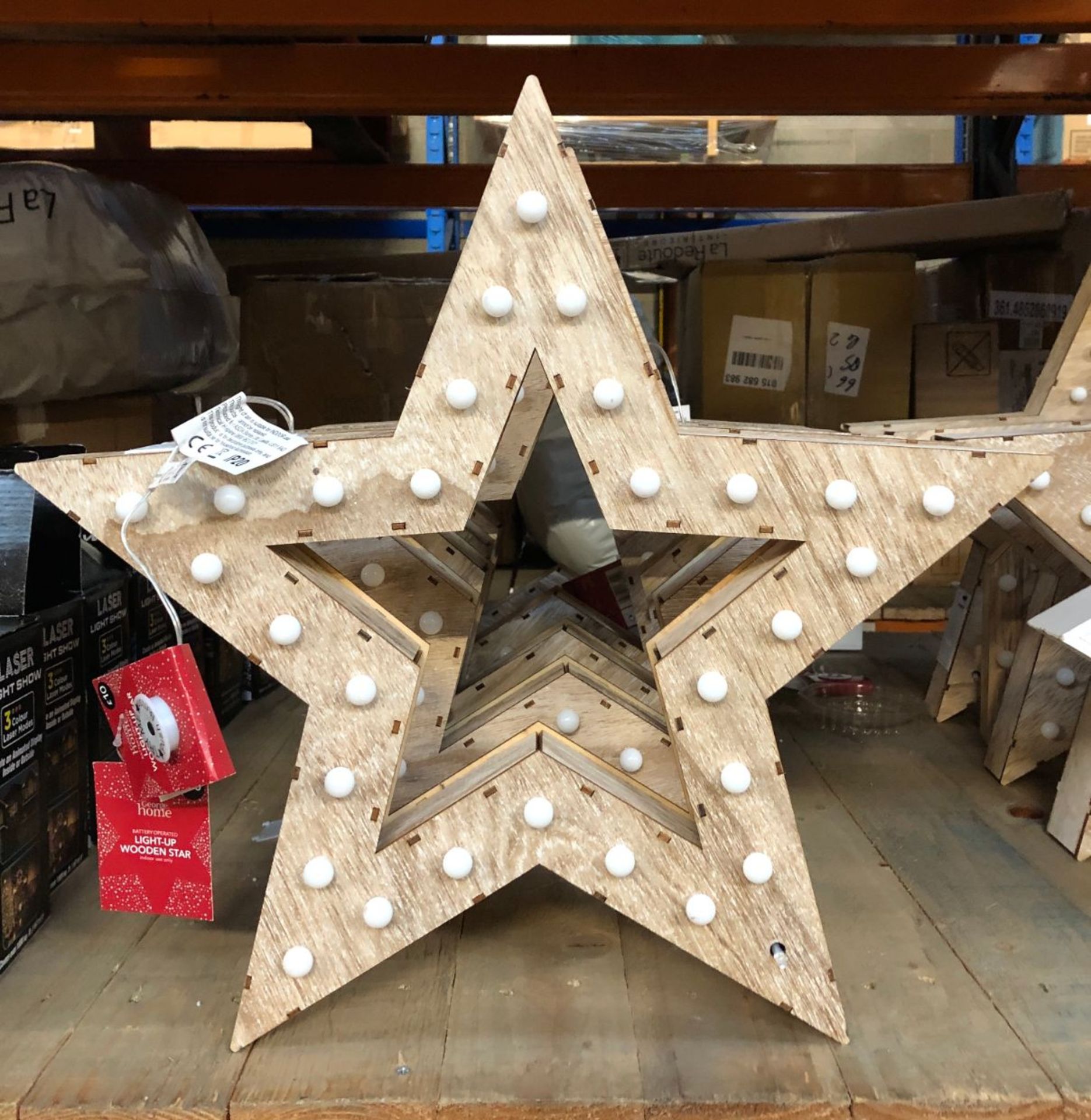 5 X LIGHT-UP WOODEN STARS / COMBINED RRP £50.00 / CUSTOMER RETURNS (IMAGES ARE FOR ILLUSTRATION