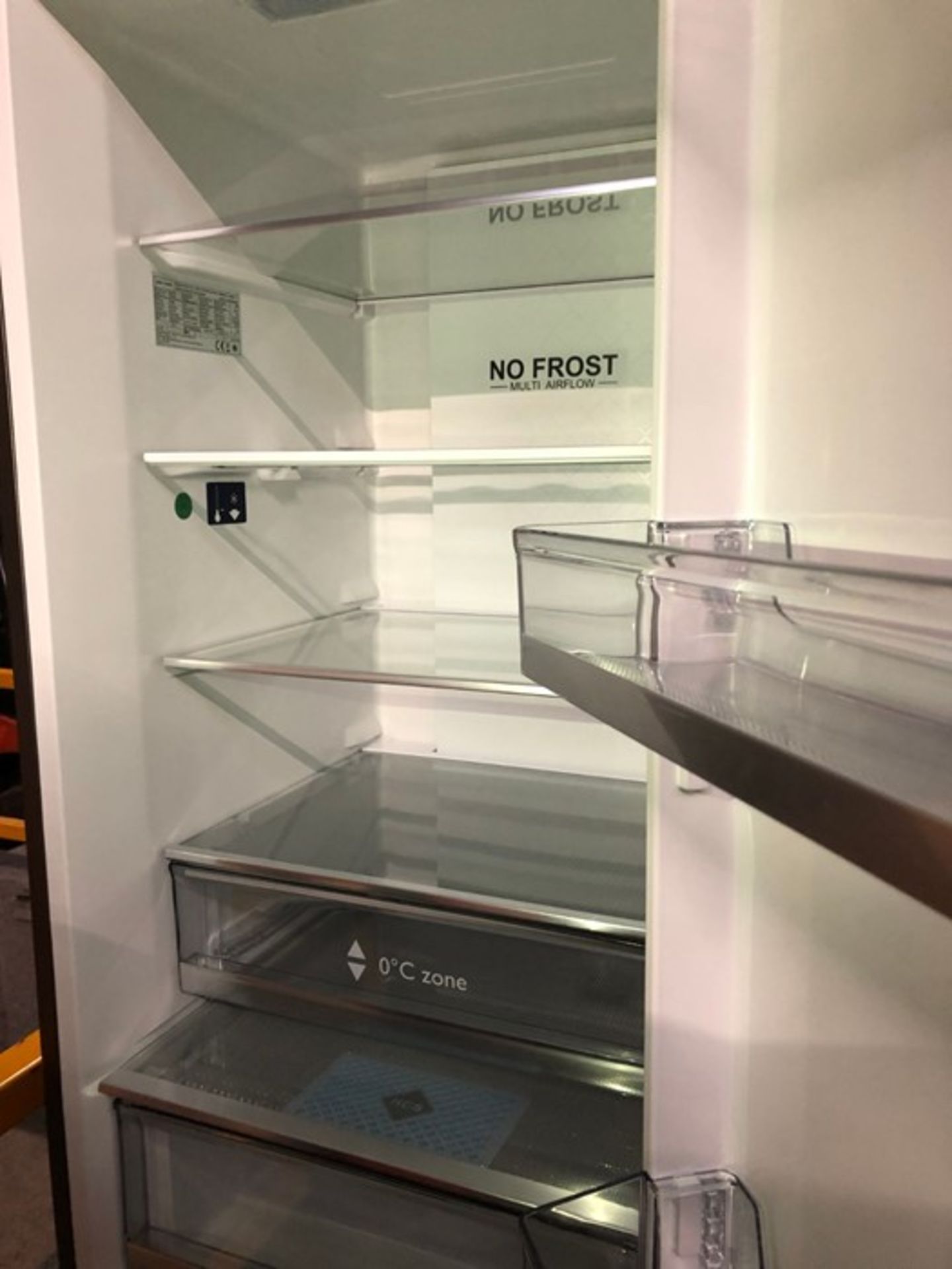 JOHN LEWIS JLFFMDSS6001 FREESTANDING 70/30 FRIDGE FREEZER - Image 2 of 5