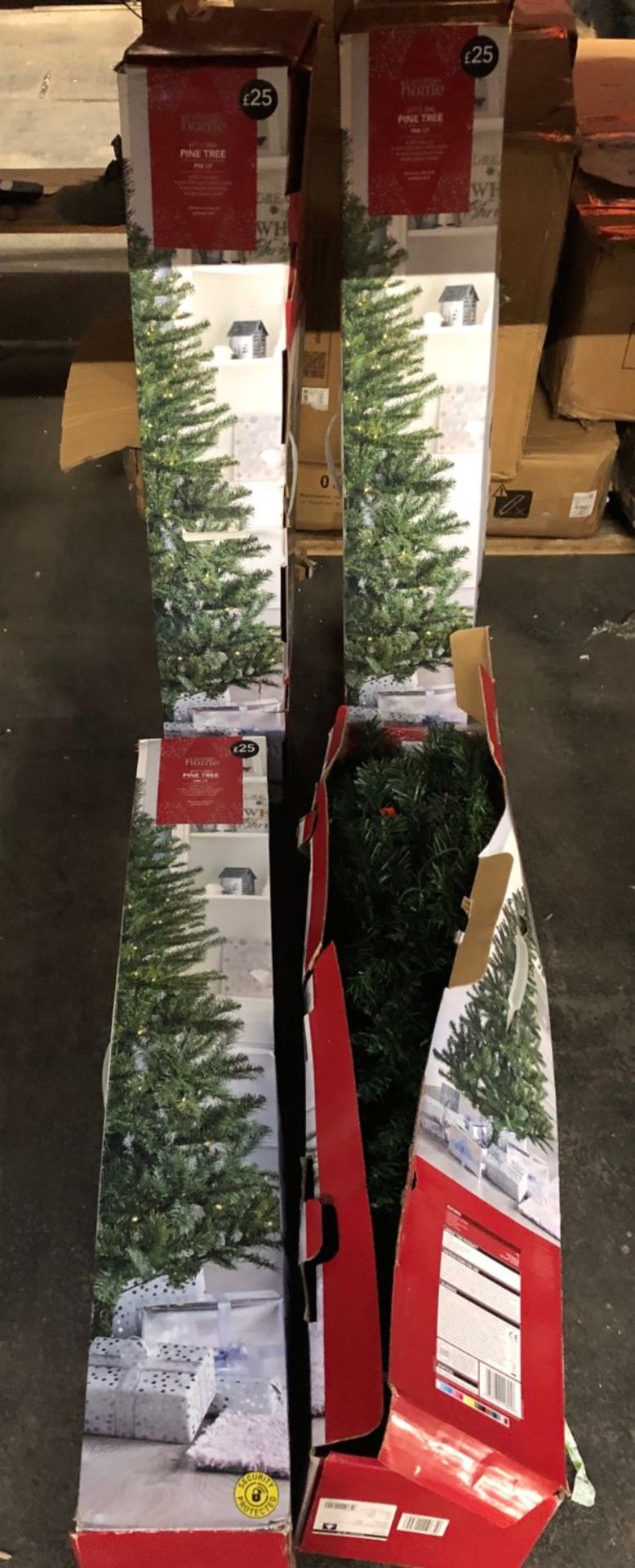 4 X CHRISTMAS PRE-LIT 6FT PINE TREES / COMBINED RRP £100.00 / CUSTOMER RETURNS