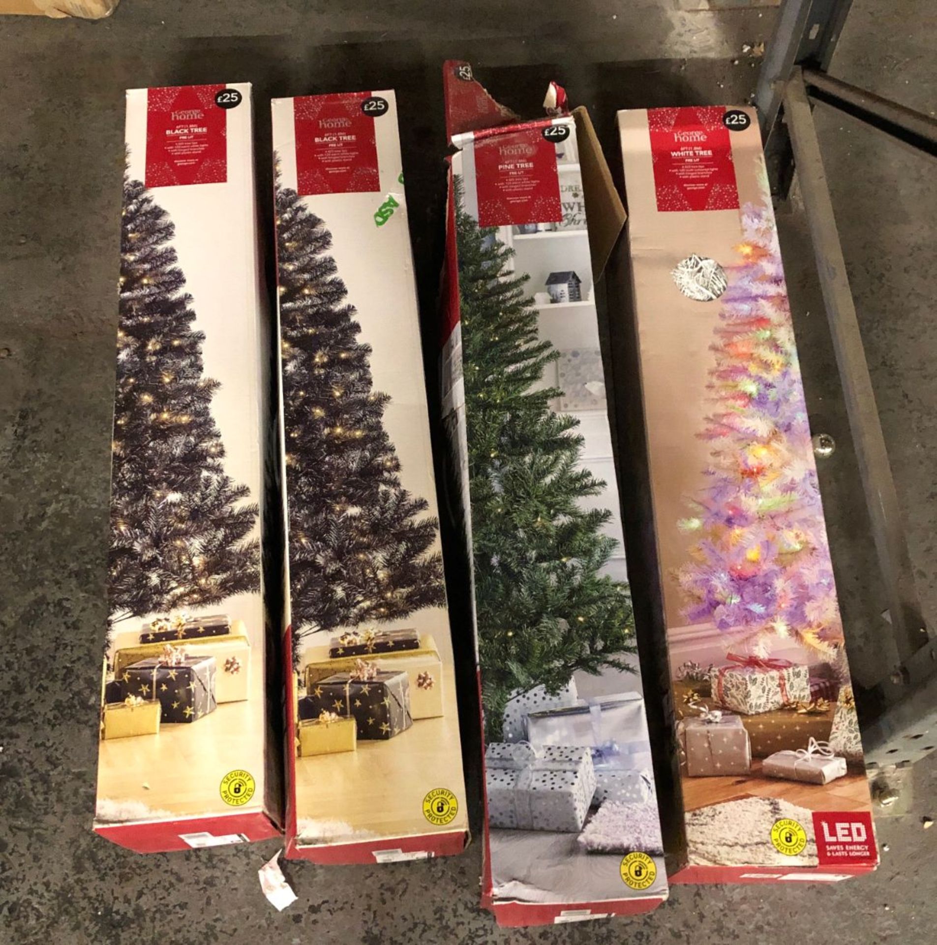 4 X ASSORTED CHRISTMAS TREES / COMBINED RRP £100.00 / CUSTOMER RETURNS
