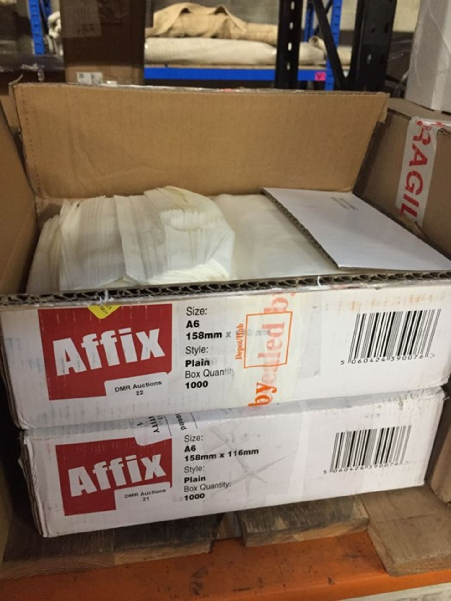 1 LOT TO CONTAIN A BOX OF AFFIX A6 DOCUMENT WALLETS - L4