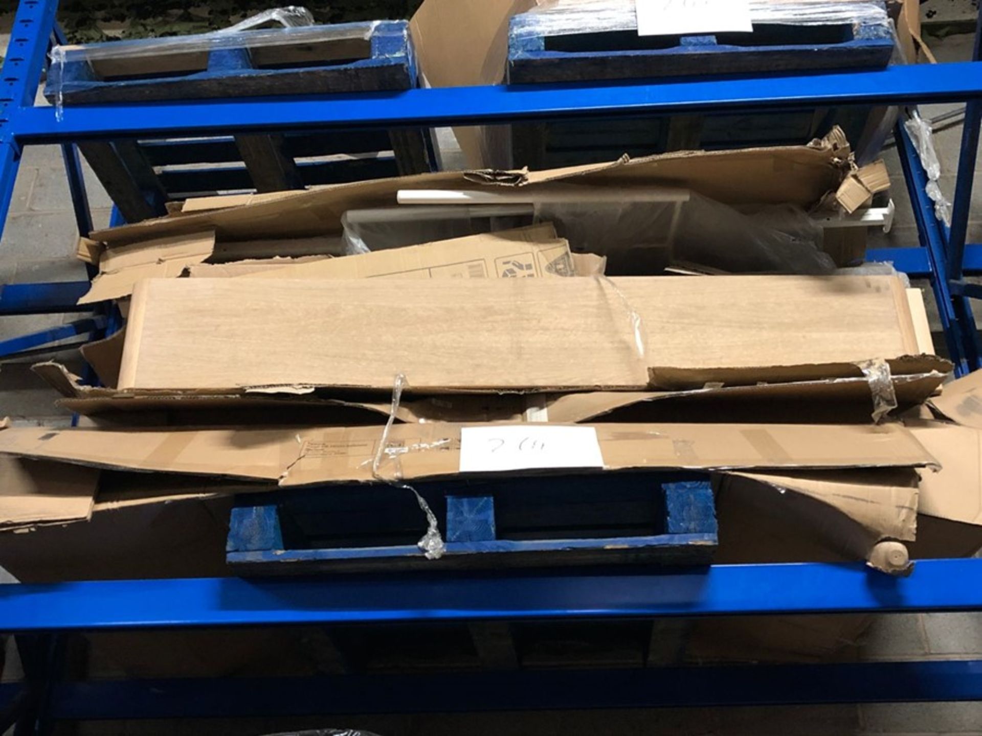 1 X BULK PALLET TO CONTAIN AN ASSORTMENT OF JOHN LEWIS FURNITURE AND PART LOTS / INCLUDING