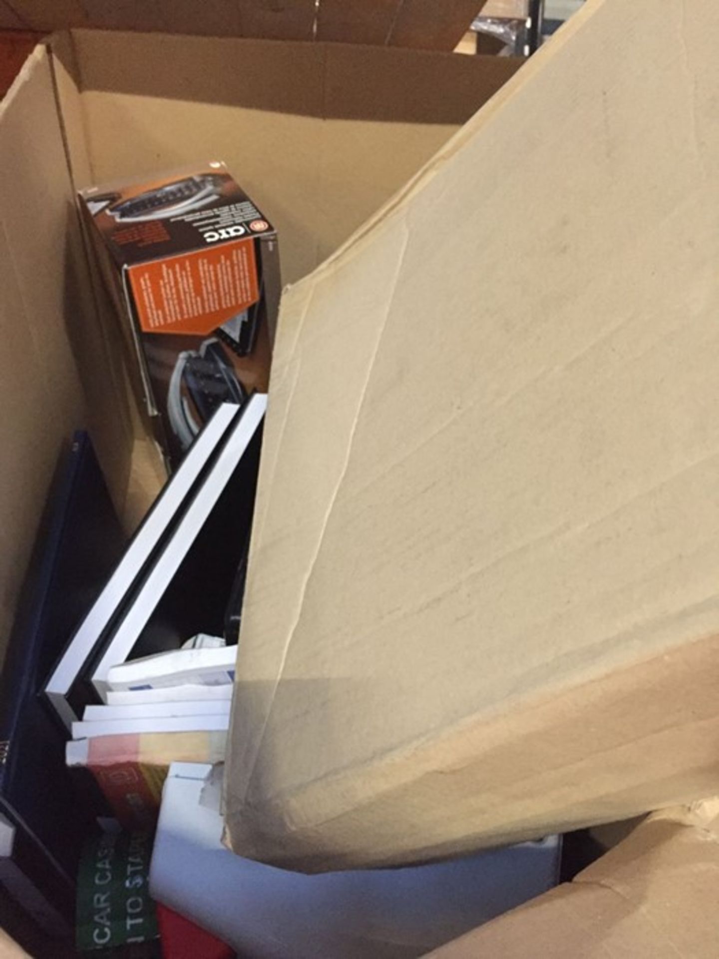 1 LOT TO CONTAIN AN ASSORTMENT OF OFFICE STOCKS, ITEMS TO INCLUDE : A4 DIARIES, DESKTOP PUNCH,