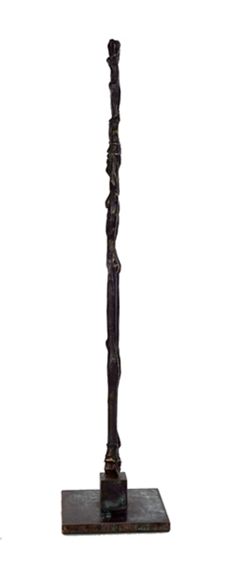 Kuhrt, Rolf Bronze patiniert, 31,5 x 6,9 x 7 cm Entkleidung (2011) Auf der Rückseite unten - Image 2 of 4