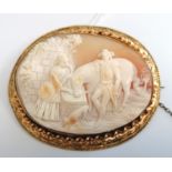 Fine 18ct (tested) Victorian Cameo chased and gadrooned mount c1870