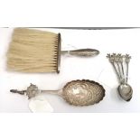 A miscellaneous lot to include a set of four silver 925 teaspoons, a silver Dutch spoon and a silver