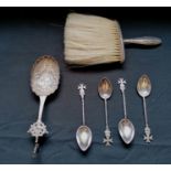 A miscellaneous lot to include a set of four silver 925 teaspoons, a silver Dutch spoon and a silver