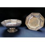 A pair of George V Silver fruit comports with pierced upper rim. Sheffield, 1917. Makers Thomas