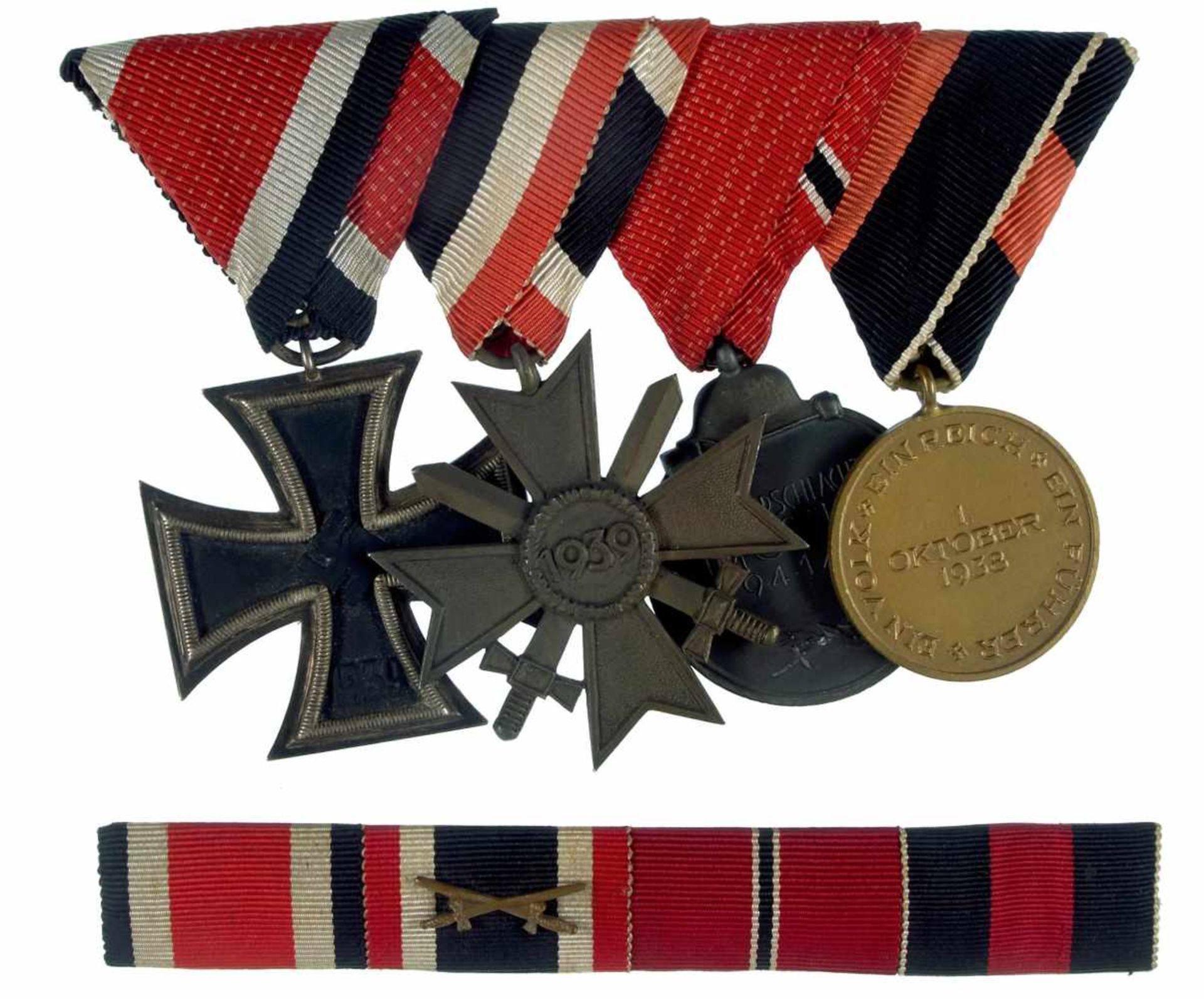 Ordenspangen 3. Reich 2. Weltkrieg Ordensspange mit 4 Auszeichnungen, dabei Eisernes Kreuz 1939 2.