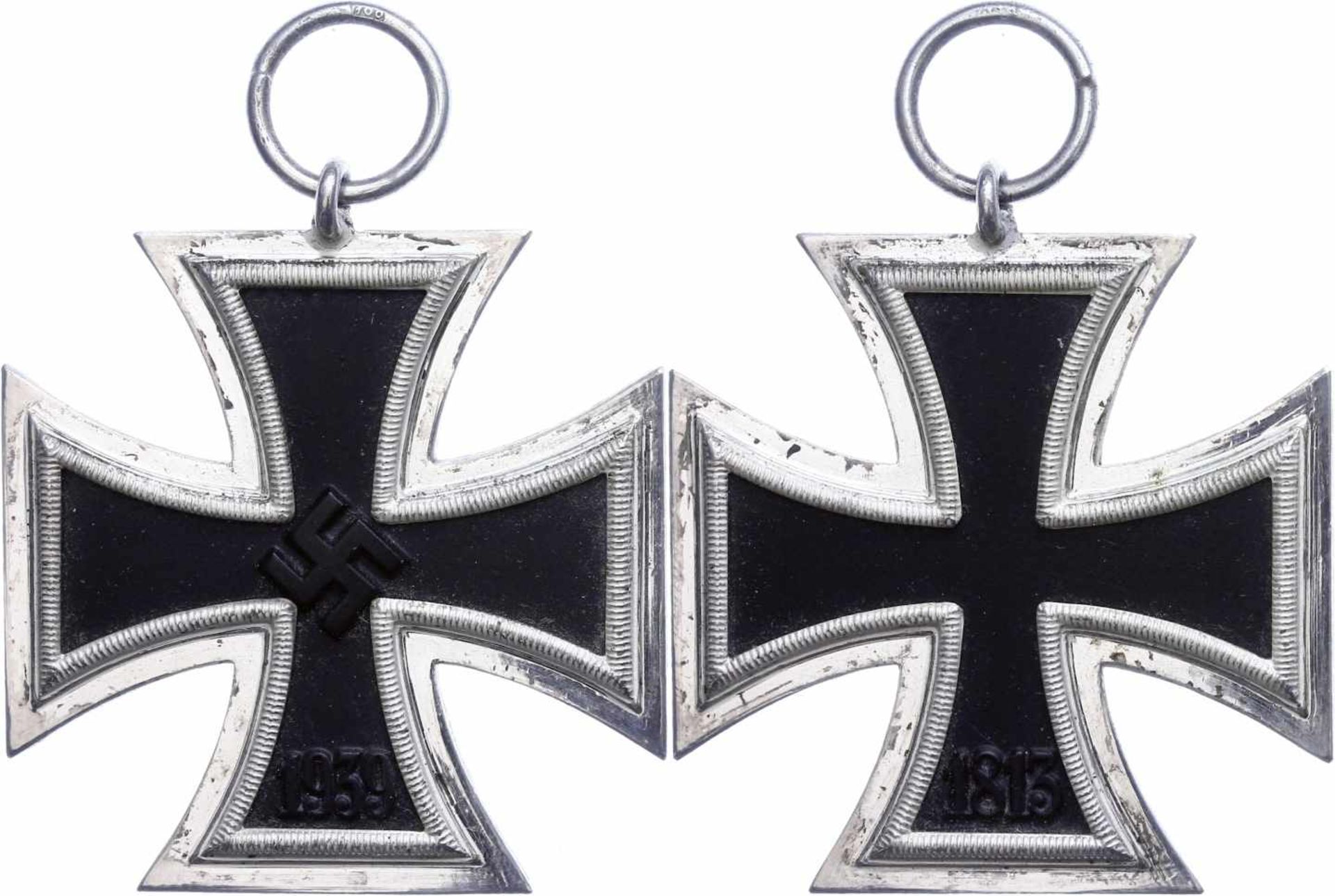 Allg. militärische Auszeichnungen 2. Weltkrieg Eisernes Kreuz 1939, 2. Klasse, Punze "100" im