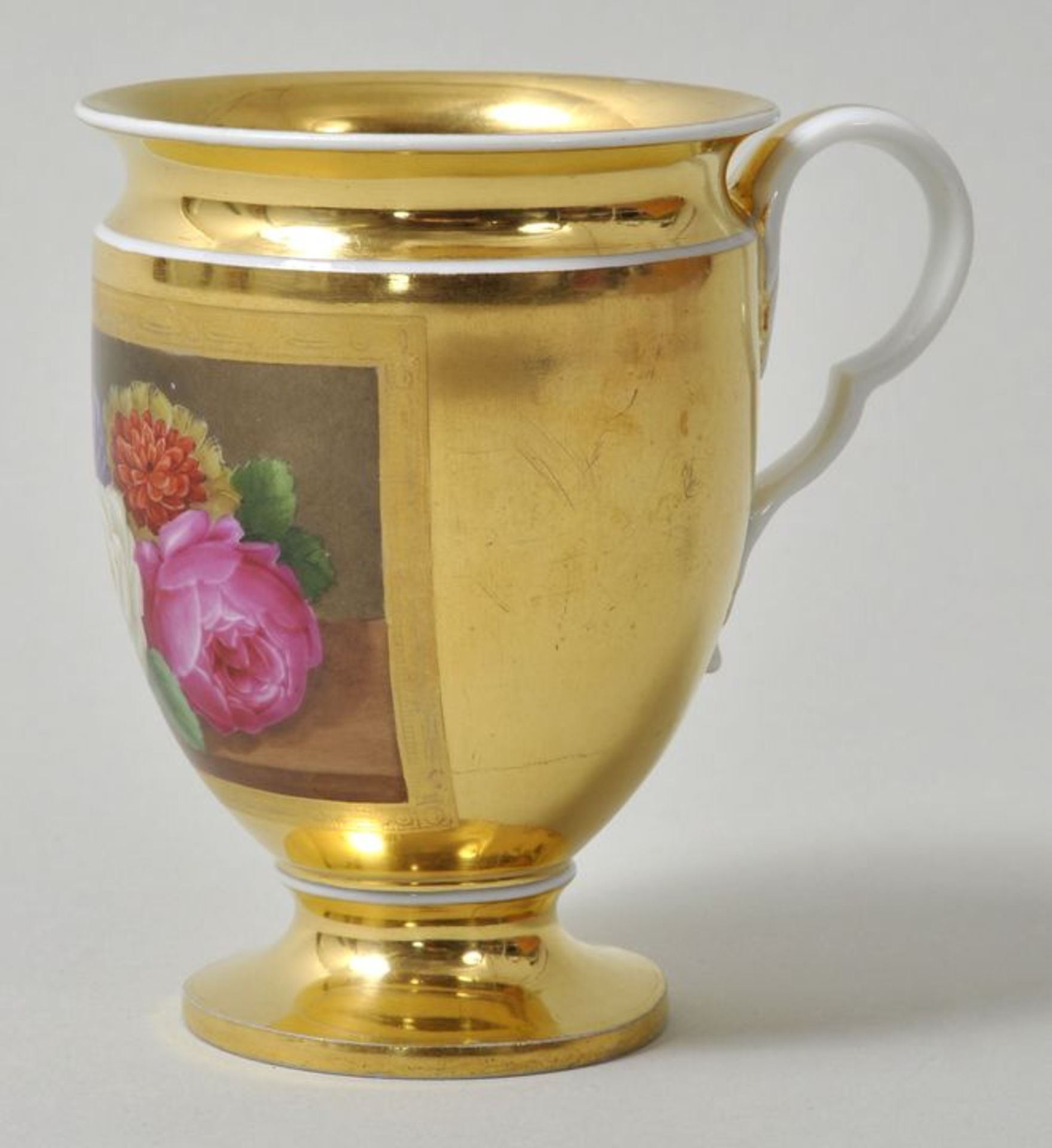 Tasse mit Blumenstillleben, Meissen, 2. Viertel 19. Jh. - Image 2 of 3