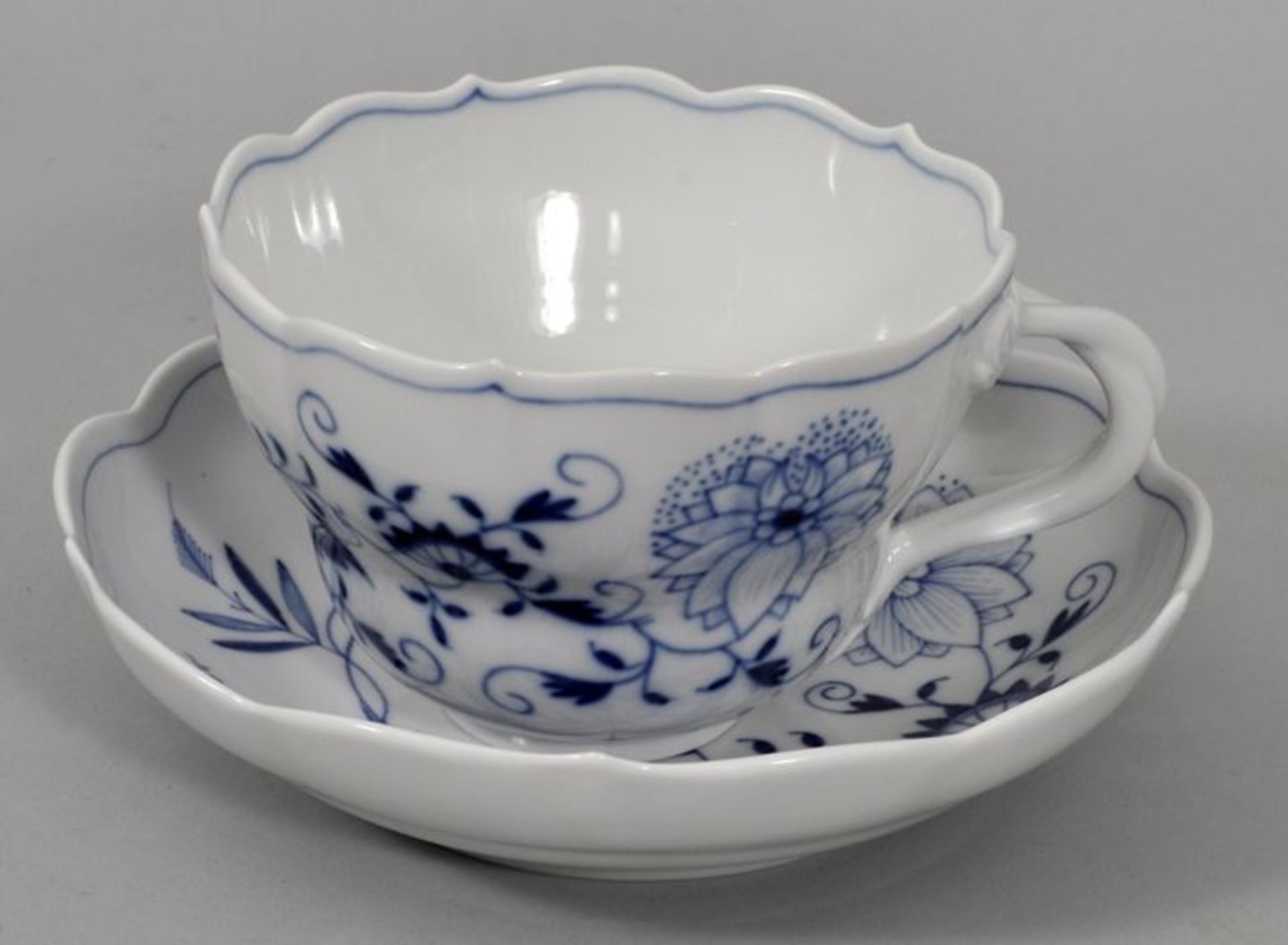 XXL-Tasse o. Herrentasse mit Untertasse, Meissen, 2. H. 20. Jh.