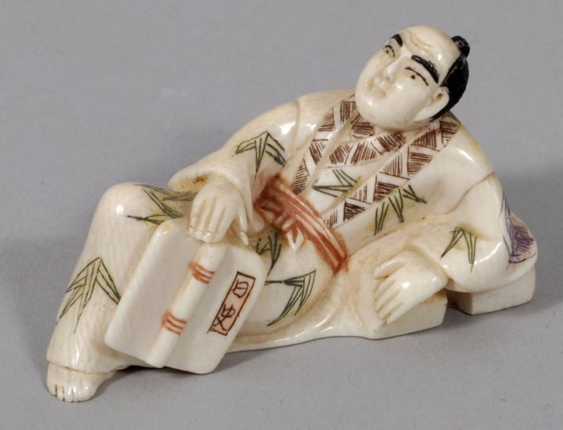 Netsuke, Japan