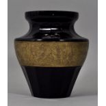 Vase mit oroplastischem Dekor, Karlsbad, Moser, 1911-38