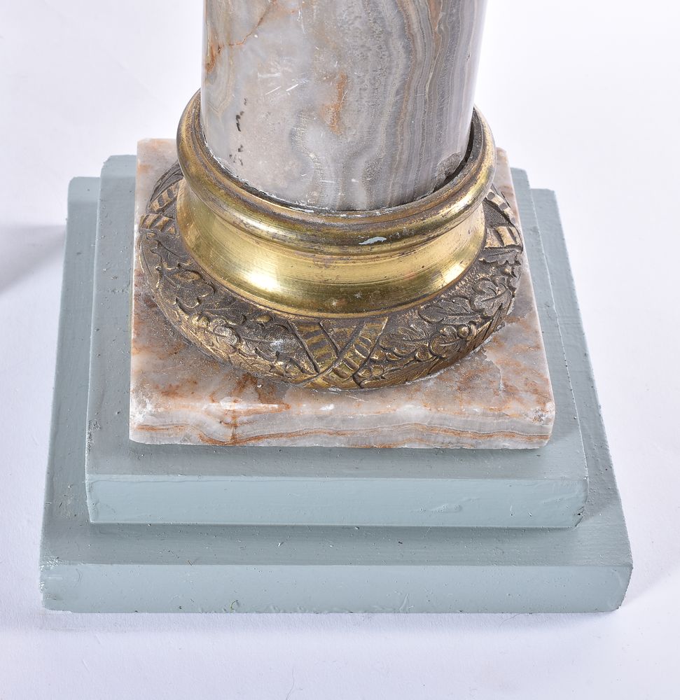 A set of four striated Egyptian alabaster and gilt bronze mounted columnar pedestals, late 19th cent - Image 3 of 3