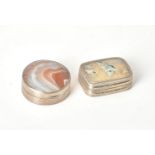 Two George III silver and agate vinaigrettes