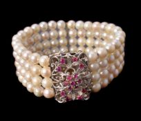 A four row cultured pearl bracelet