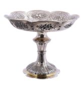 A Victorian Scottish silver tazza or comport by Hamilton, Crichton & Co.