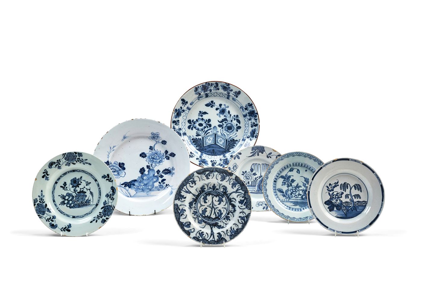 A selection of Chinoiserie English blue and white delft, third quarter 18th century