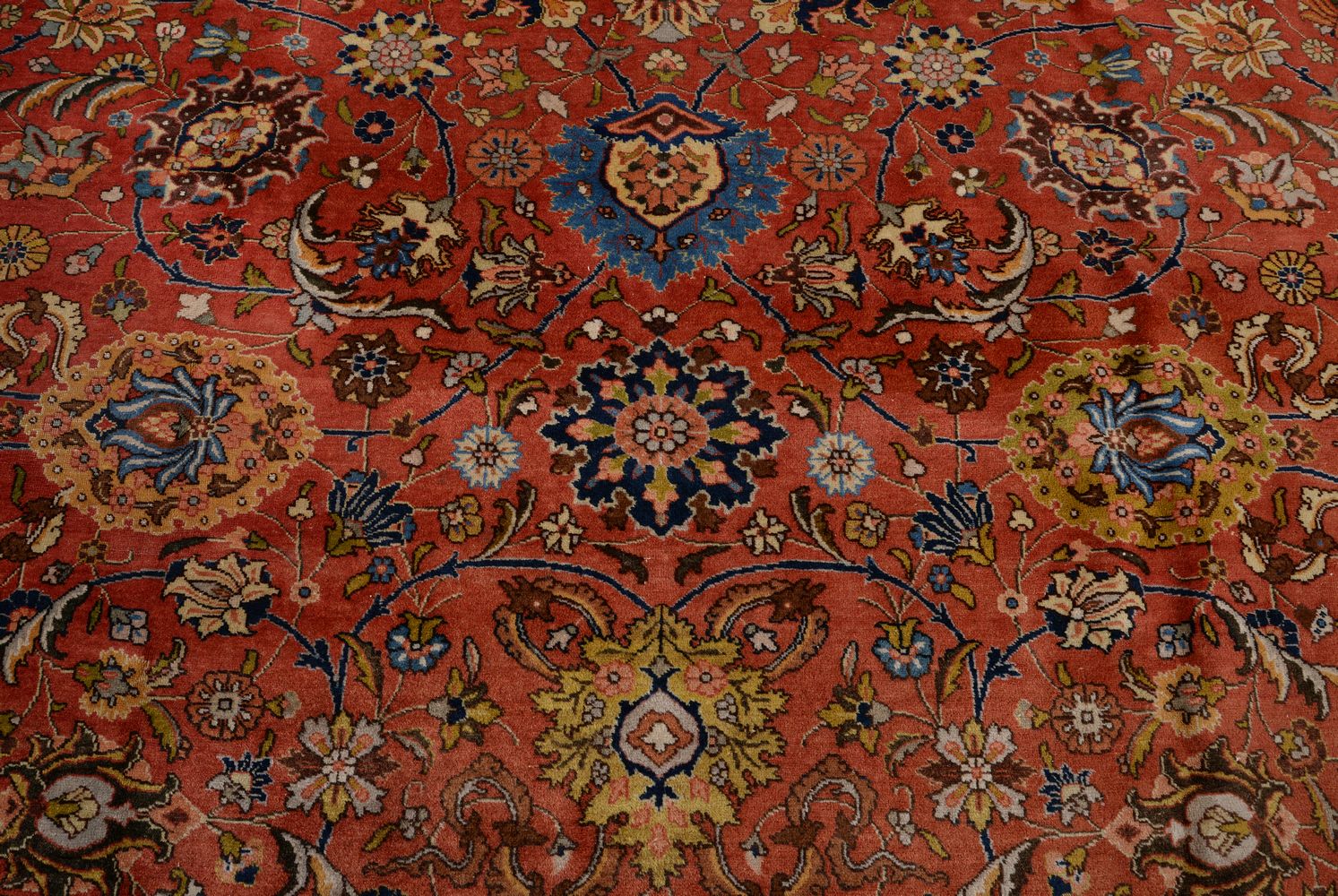 A Tabriz carpet - Image 3 of 4