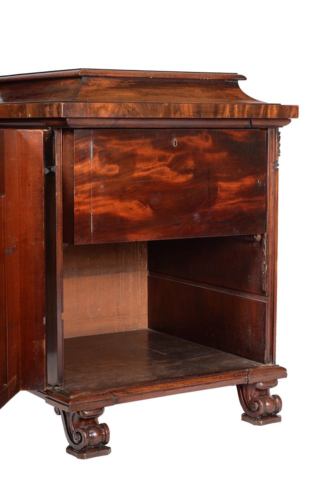 A George IV mahogany pedestal cabinet, attributed to Gillows, circa 1825 - Image 5 of 5