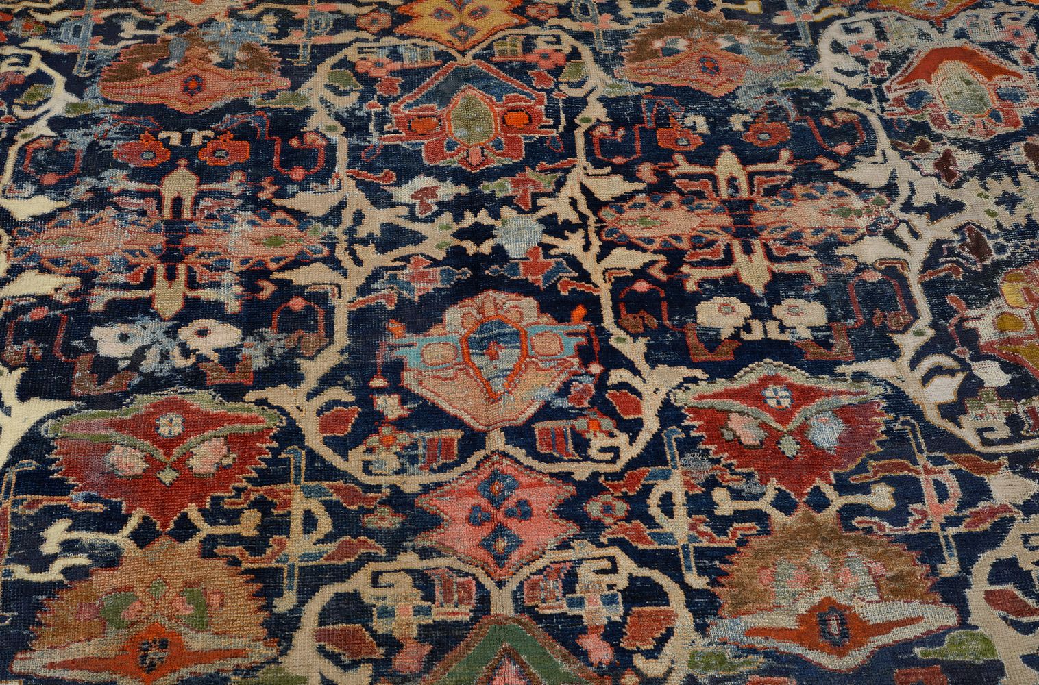 A Ziegler Mahal carpet - Image 2 of 3