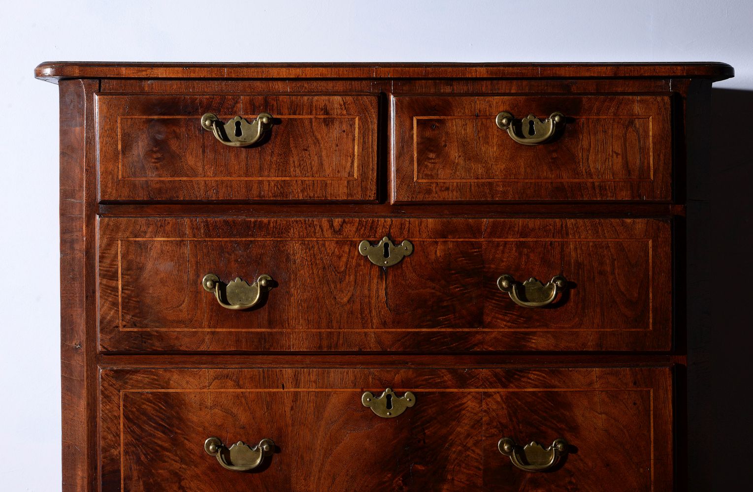 A George I walnut chest of drawers, circa 1725 - Image 2 of 2