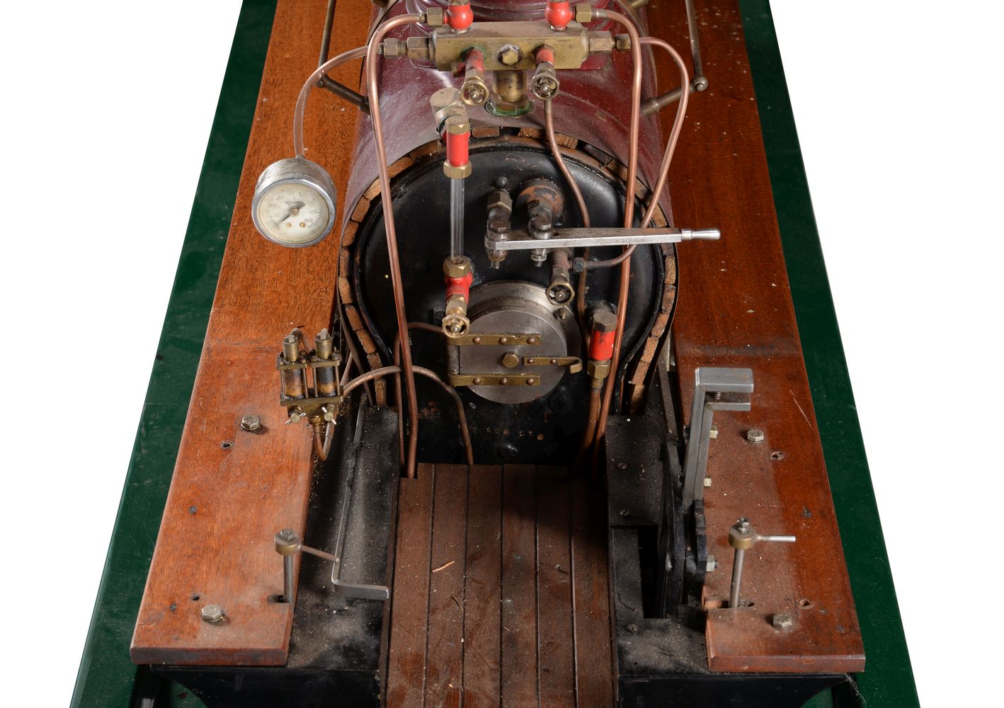 A well engineered 7 1/4 inch gauge model of an American Mogul 2-6-0 tender locomotive - Image 4 of 6