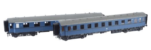 Two gauge 1 model 'DB' corridor coaches