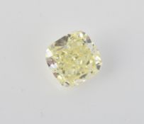 † An un-mounted fancy light yellow coloured diamond