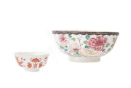 A Chinese Export 'Famille Rose' bowl
