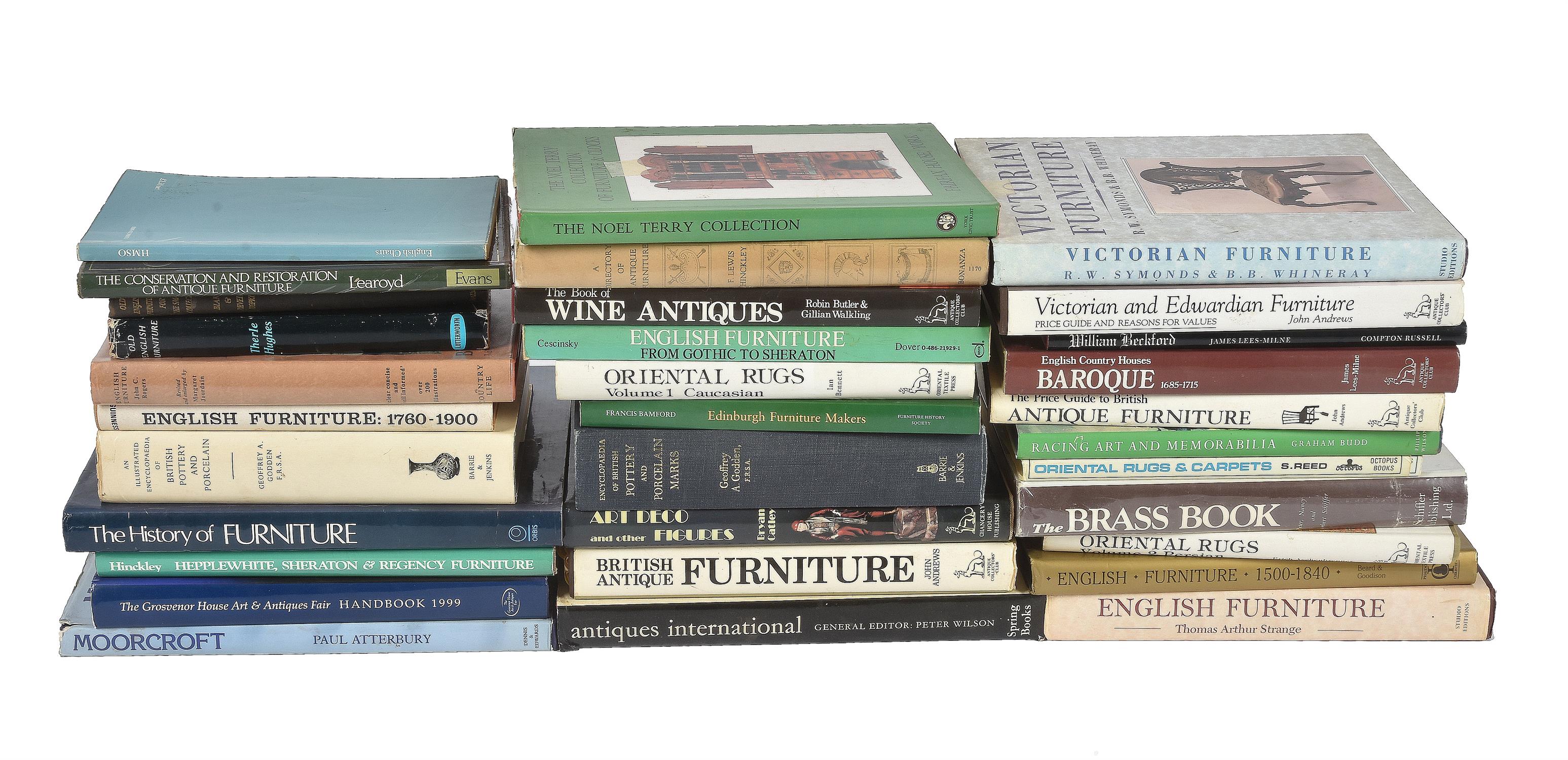 Ɵ A collection of approximately 30 reference books on antiques