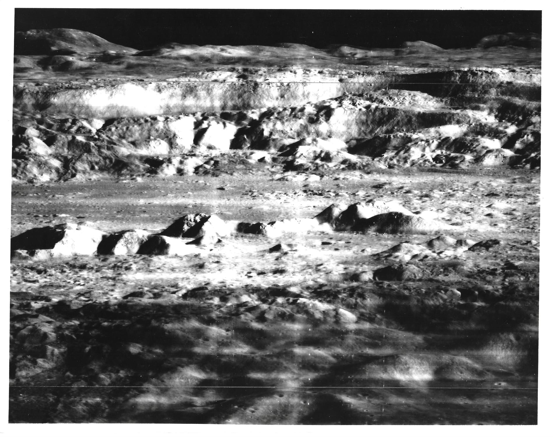 Lunar Orbiter II. NASA press photographs - Image 4 of 8