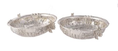 A pair of late Victorian silver oval dishes by Charles Stuart Harris