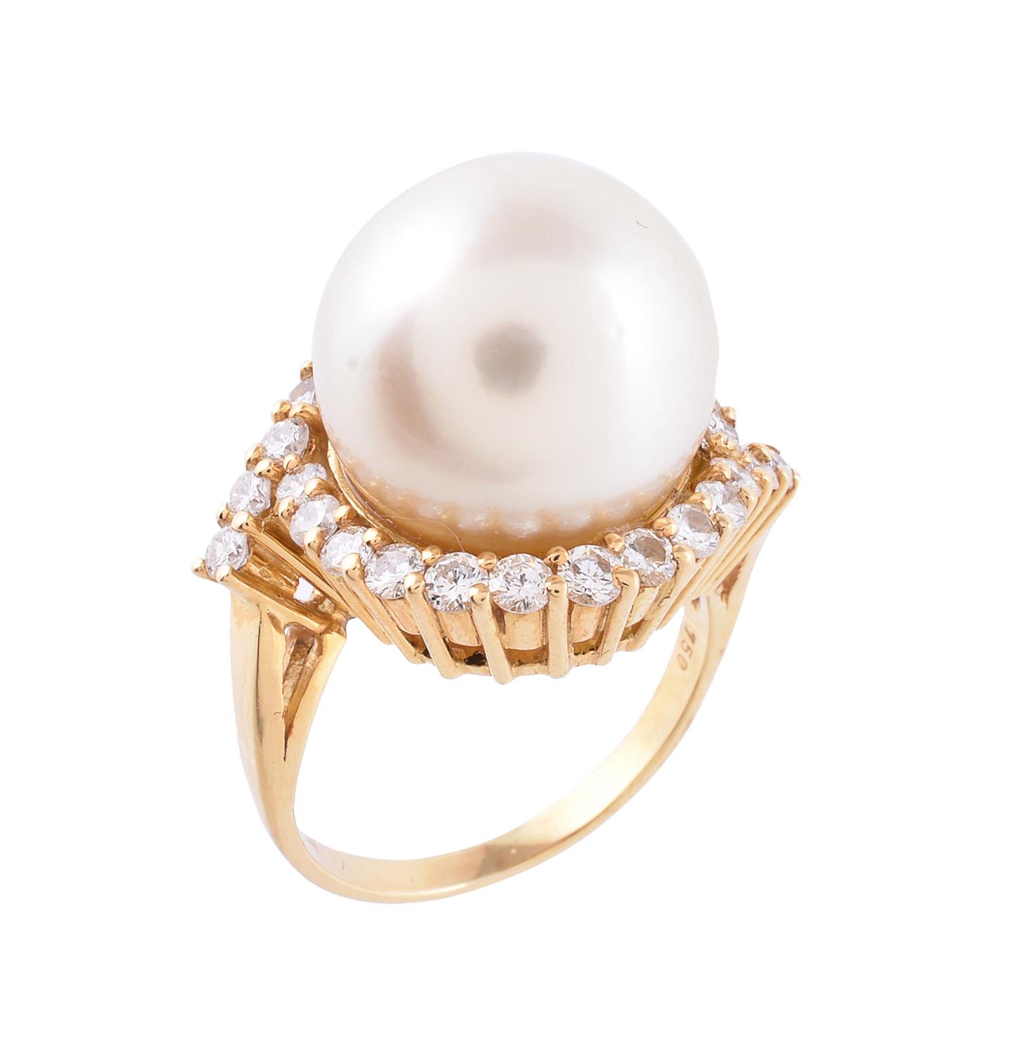 A South Sea cultured pearl and diamond ring