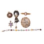 A collection of antique and later jewellery items