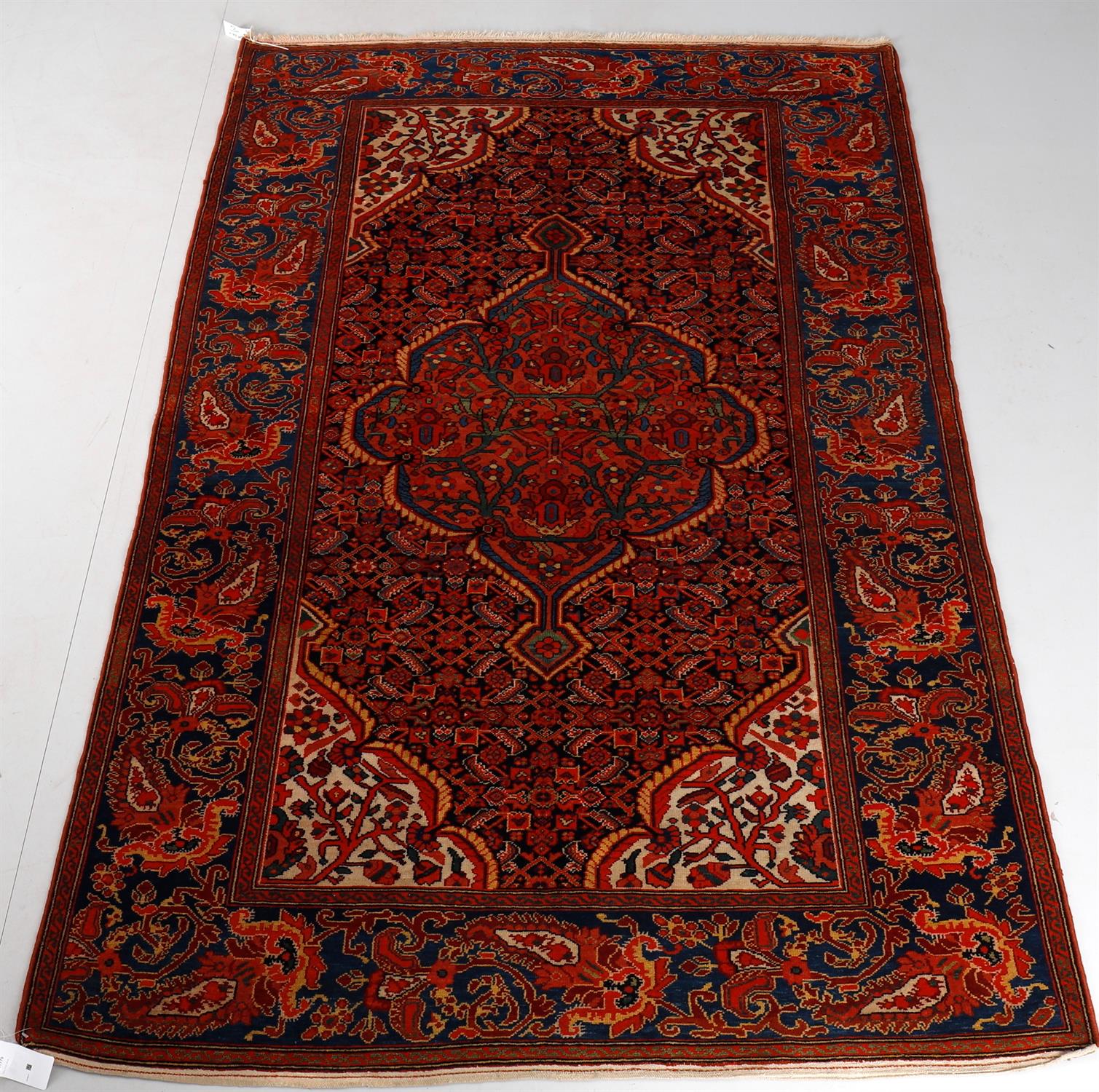 A Persian Feraghan rug - Image 2 of 4