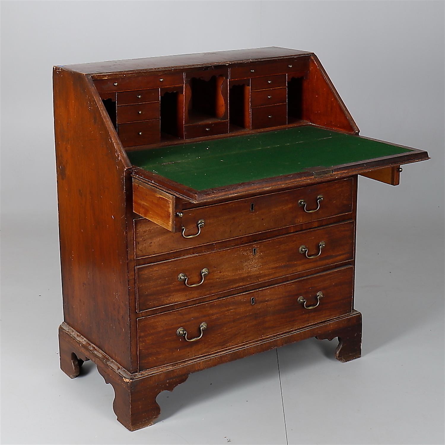 A George III and later mahogany bureau - Image 2 of 4