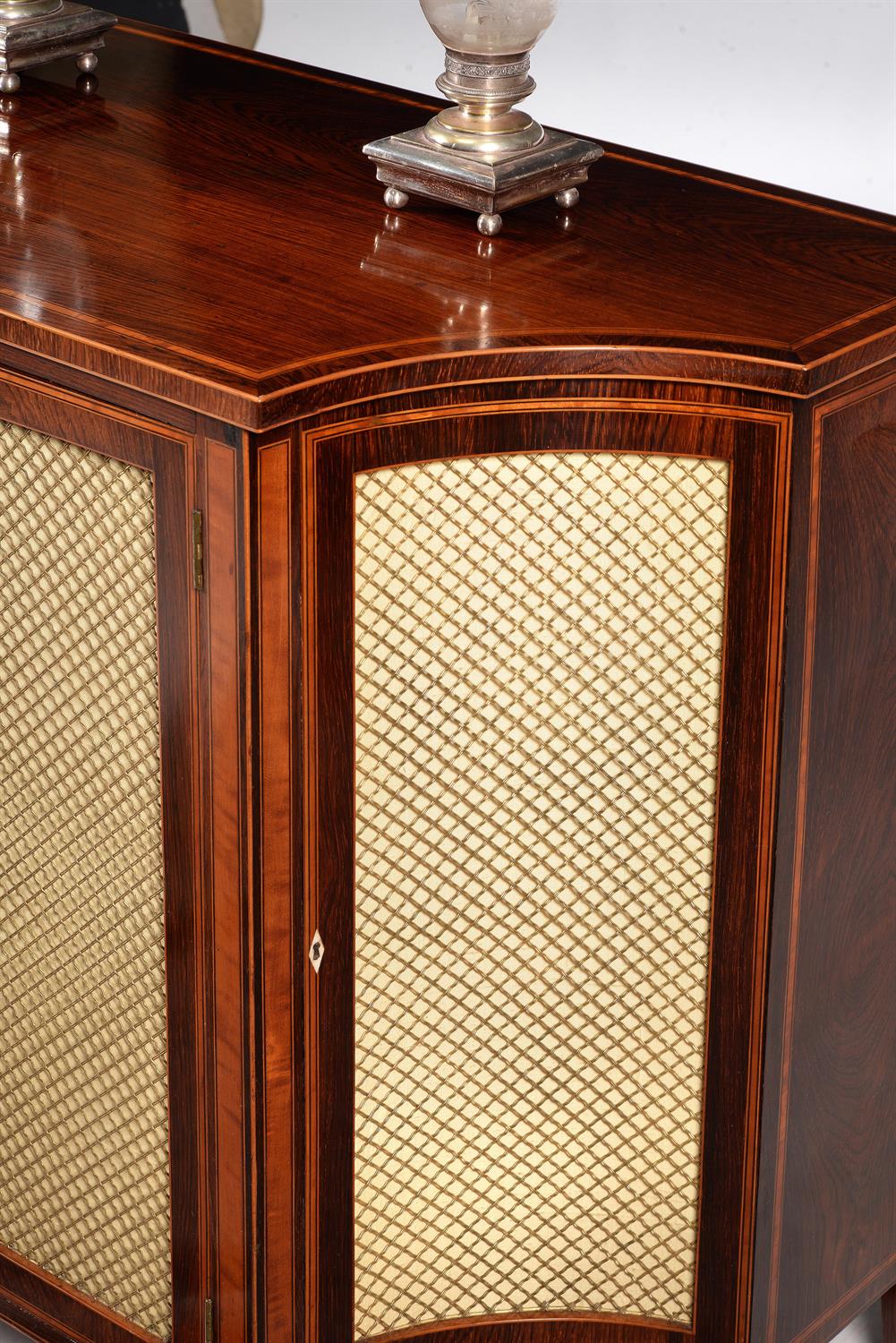 Y A George III rosewood and satinwood crossbanded side cabinet - Image 5 of 5