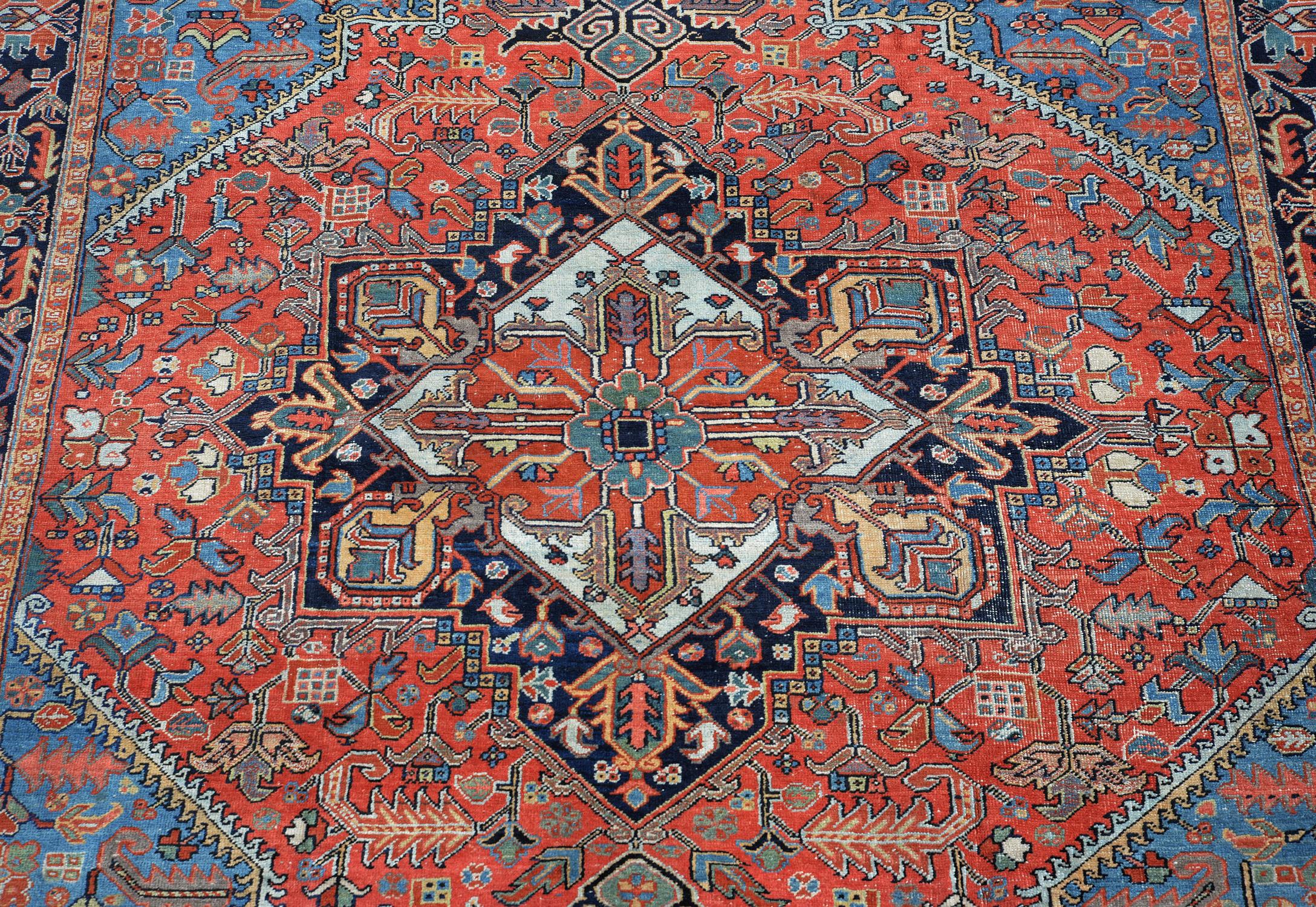 A Heriz carpet - Image 2 of 2