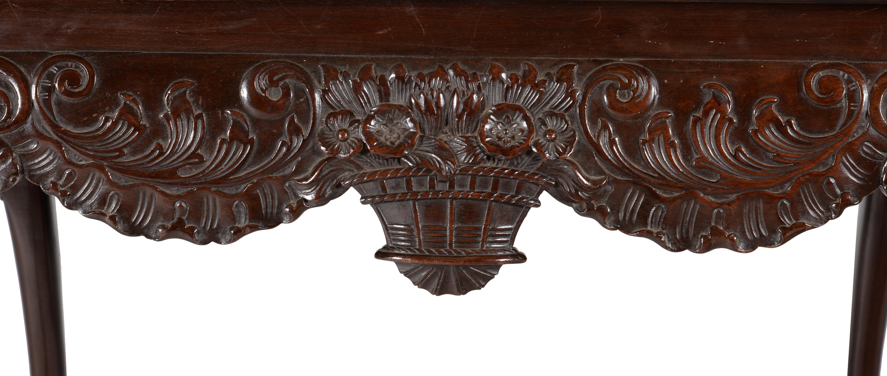 A George II Irish carved mahogany console or side table, circa 1750 - Image 4 of 6