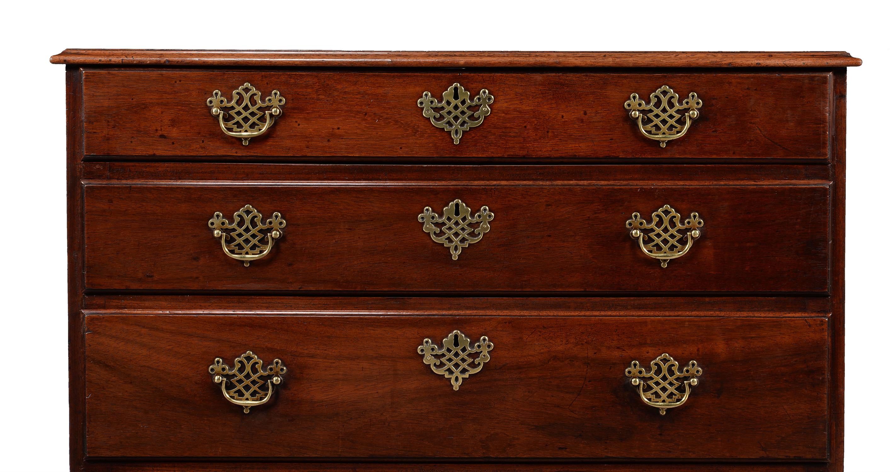 A George III padouk chest of drawers, circa 1780 - Image 3 of 3