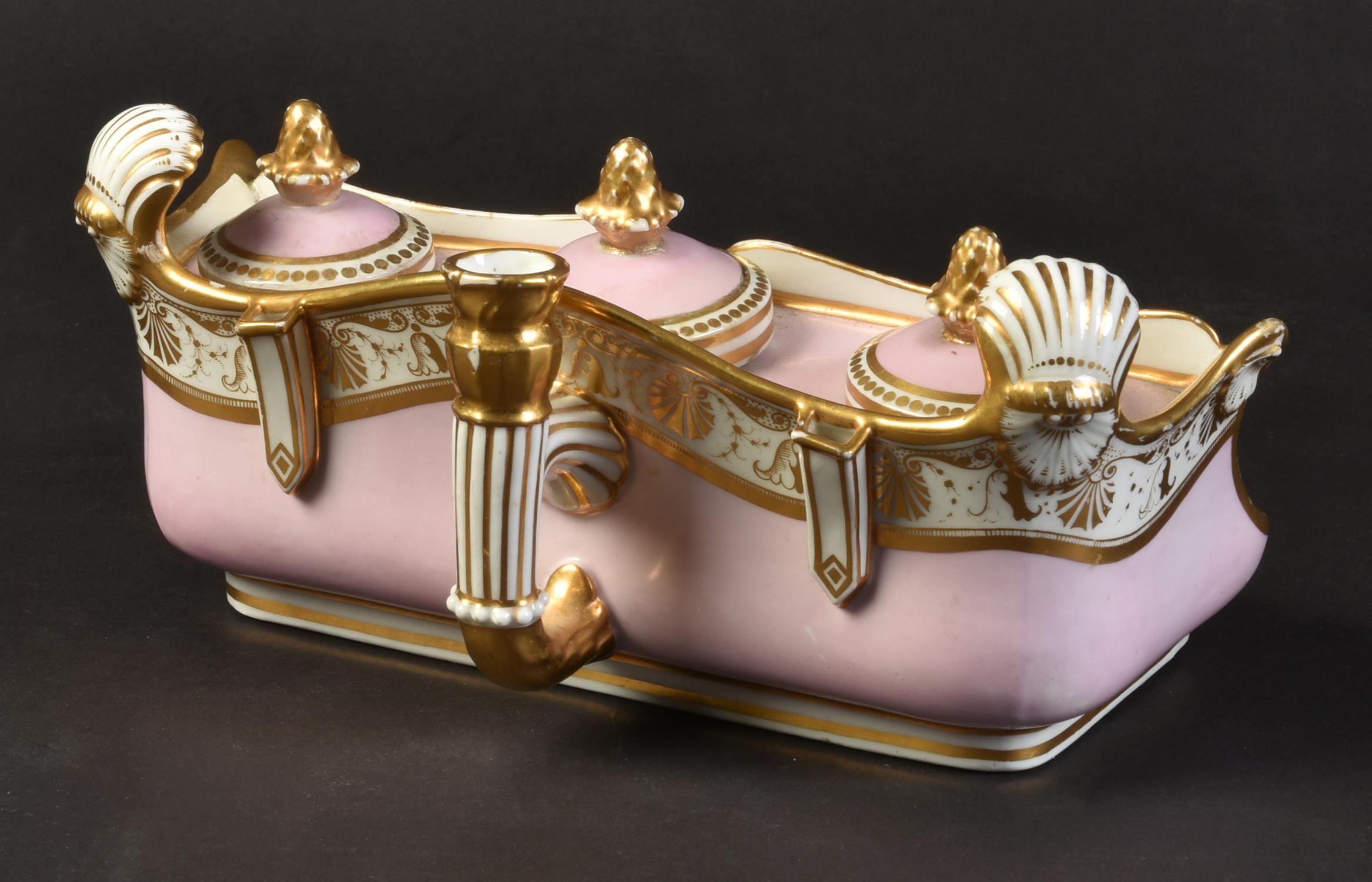 A Chamberlain Worcester salmon-pink ground and gilt inkstand - Image 3 of 4