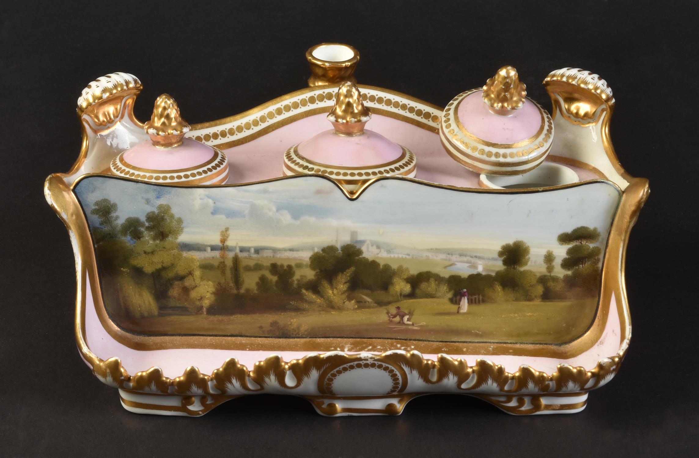 A Chamberlain Worcester salmon-pink ground and gilt inkstand - Image 2 of 4