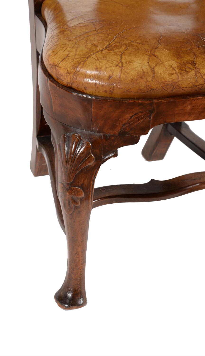 A pair of Continental walnut side chairs - Image 5 of 5