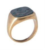 An early 20th century bloodstone signet ring