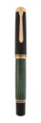 Pelikan, Souveran M1000, a black and green fountain pen