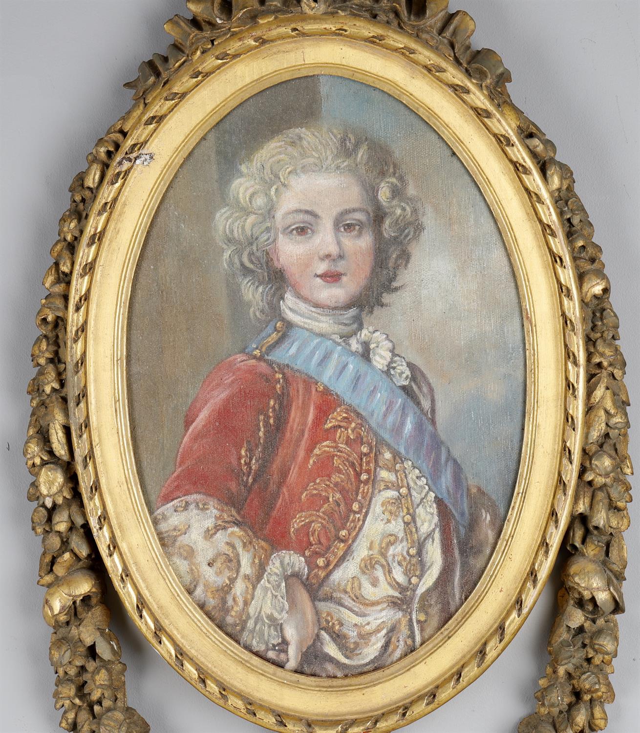 A carved giltwood picture frame in the Louis XVI style - Image 4 of 4